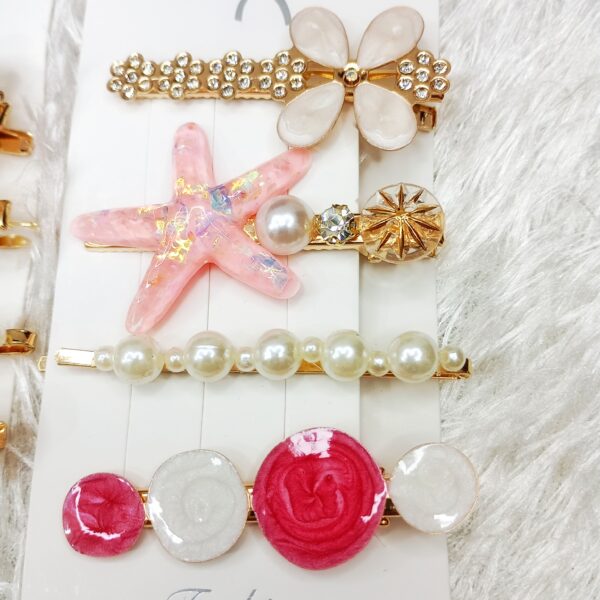 pack of 4 embelisshed korean hair pins star