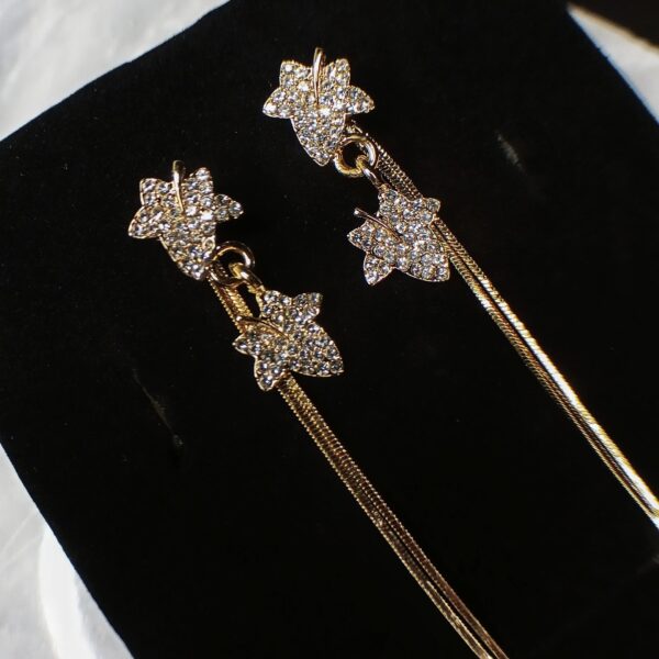 rhinestones studded leaf dangles