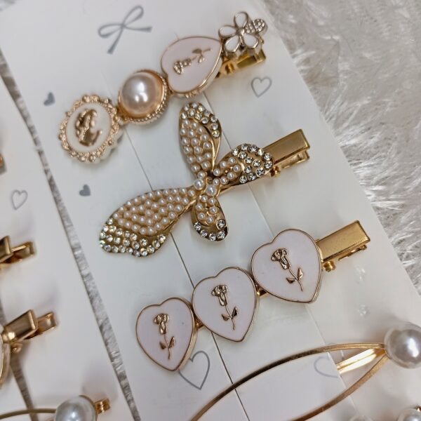 pack of 5 embelisshed korean hair pins (white and gold)