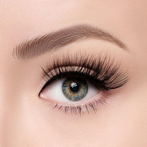 Mikayla Paht Two x Glamlite Lashes Let's Glamorize