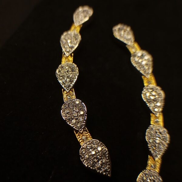 Golden leaves earcuffs - Image 4