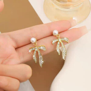 Pearl bow dangles